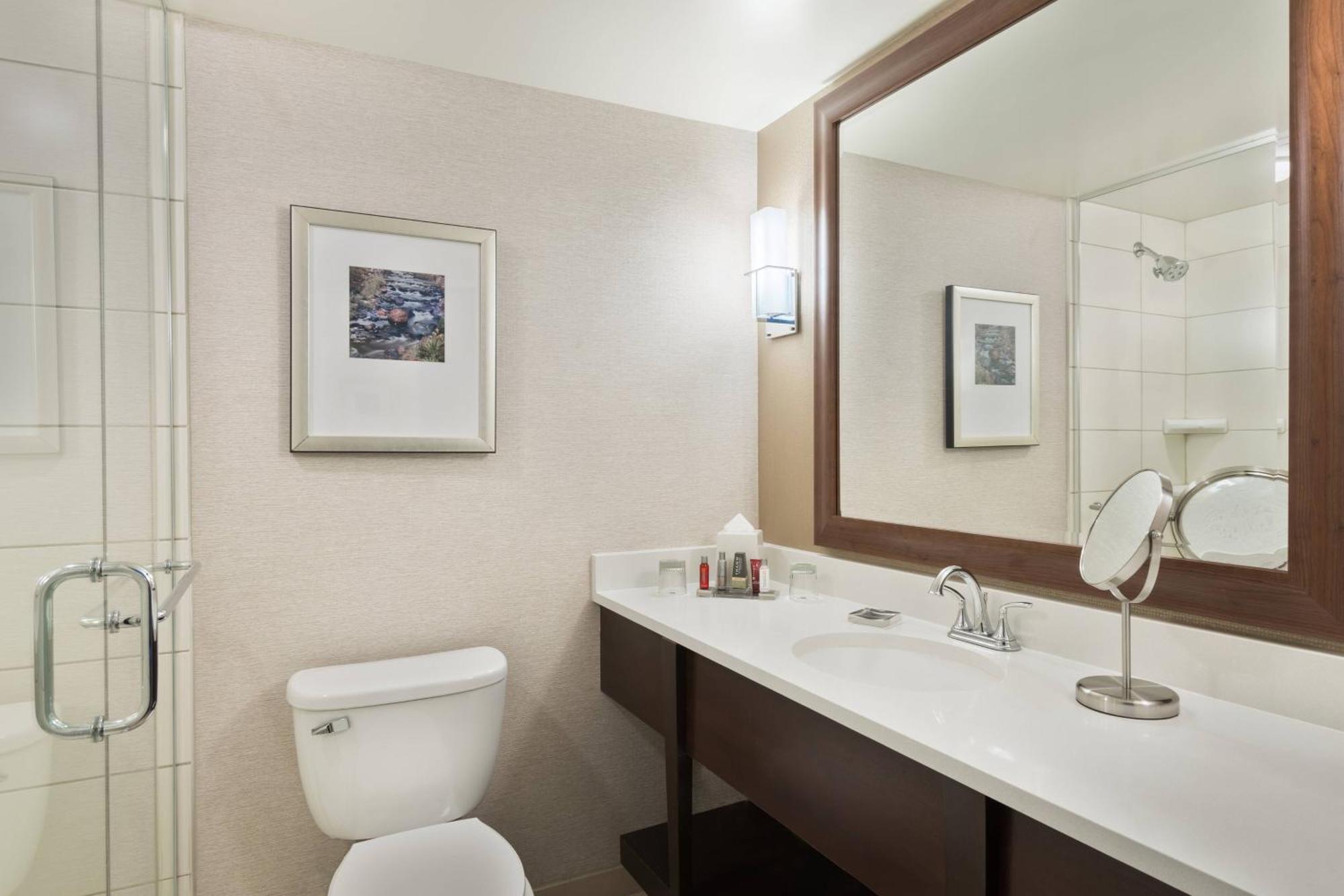 Columbus Airport Marriott Hotel Bagian luar foto