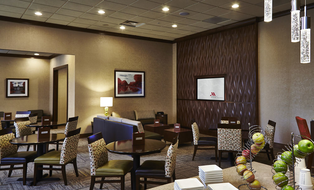 Columbus Airport Marriott Hotel Bagian luar foto